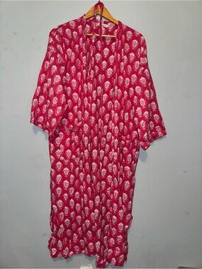 Mahogany Pink Floral Draped Open Kimono